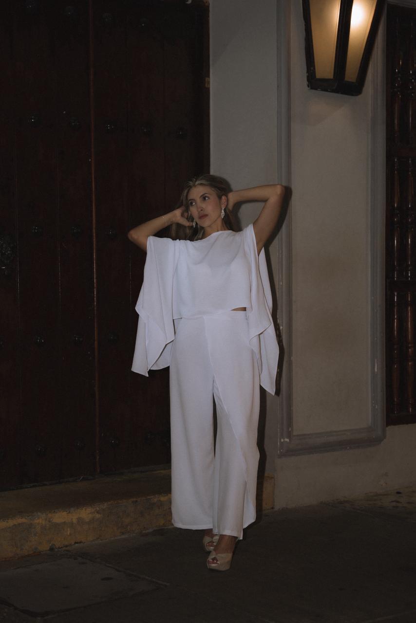 Ocean Breeze Blanco Blouse